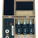 Digital 3-Point Internal Micrometer Set